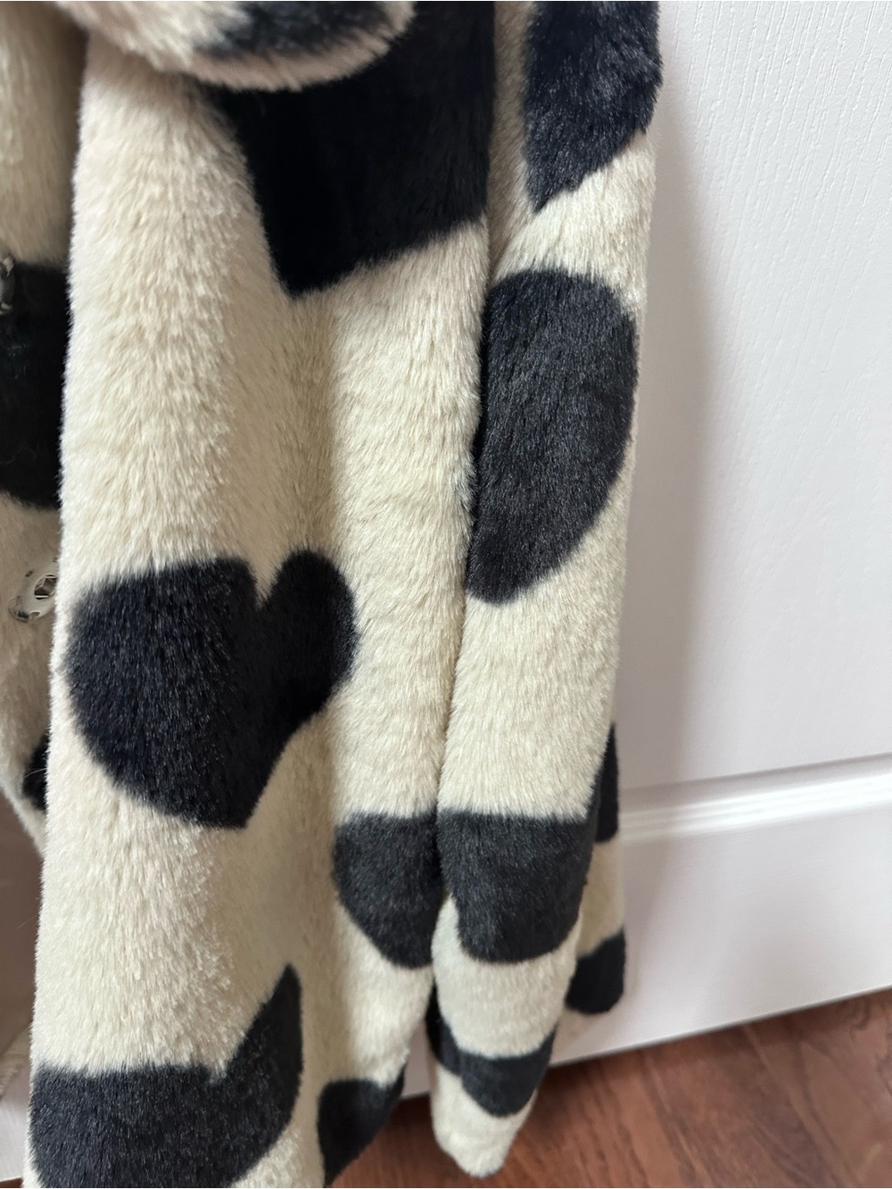 LISA TODD Love Shag Faux Fur Jacket - Picture 7 of 12